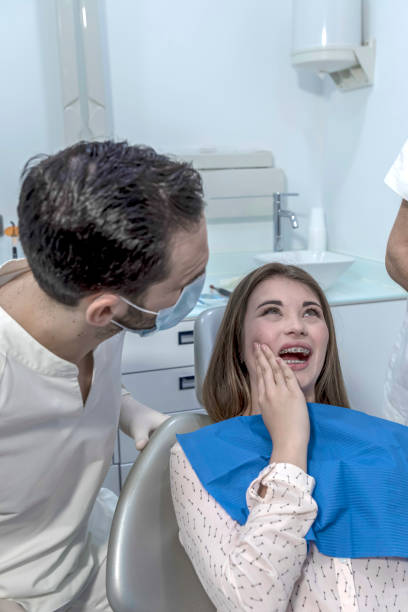 Best Emergency Treatment for Oral Infections in Mledgevle, IL